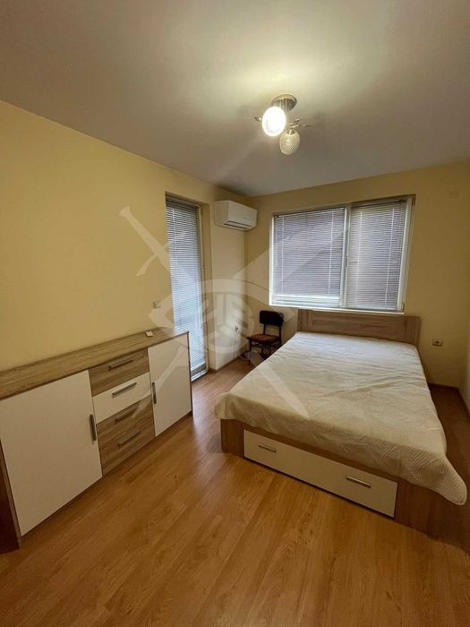 Дава се под наем Тристаен апартамент в Пловдив, Център - 90 кв.м за 598.23 € - Снимка #3