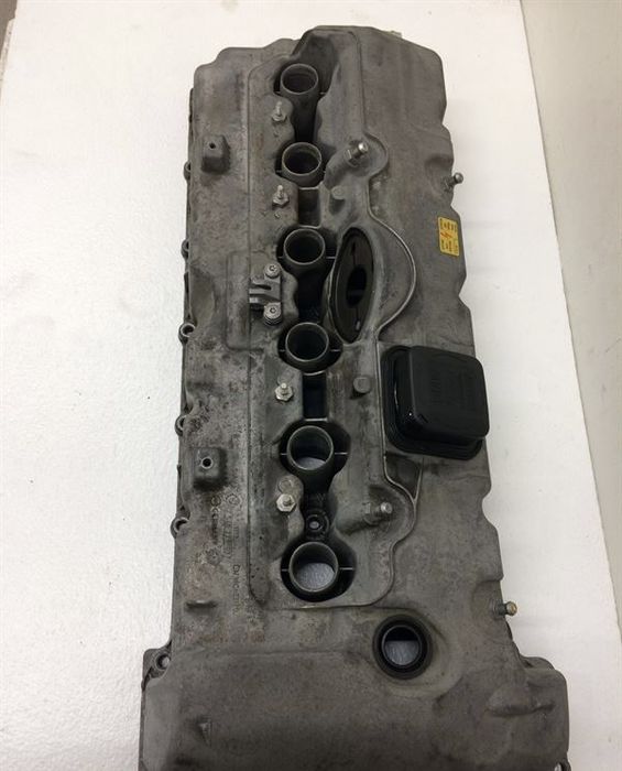 Крышка клапанная Bmw n52