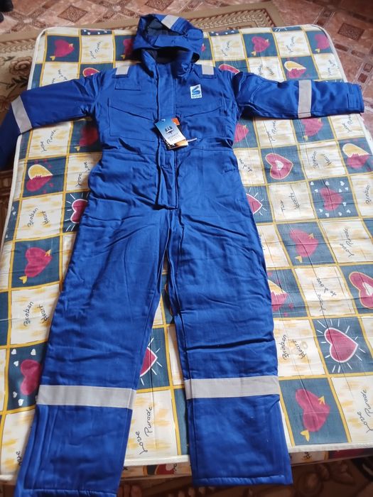 Продам комбез зимний