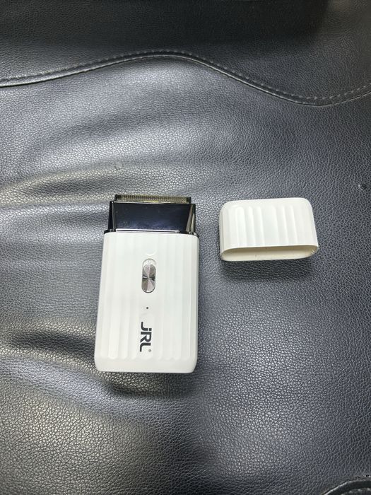 Set complet  JRL alb ghost ,  nou .