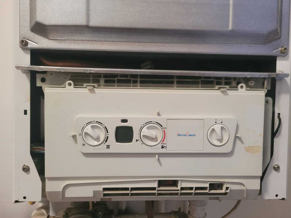 Centrala gaz Saunier Duval Thema Classic F 24 E - conditie ft buna