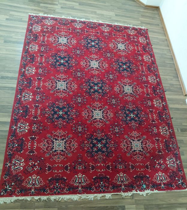 Sherst gulam 1982 yilgi