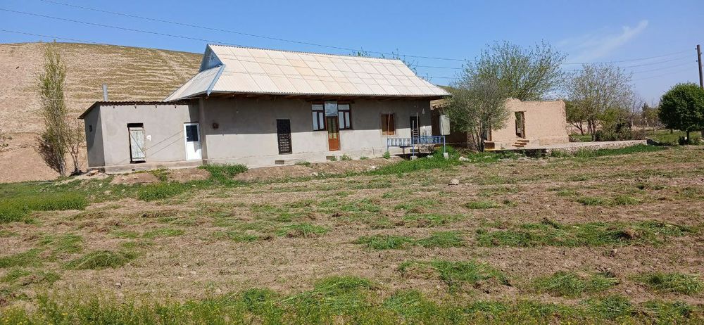 Uy joy sotiladi. Hoxlovchilar yer ham olishi mumkin