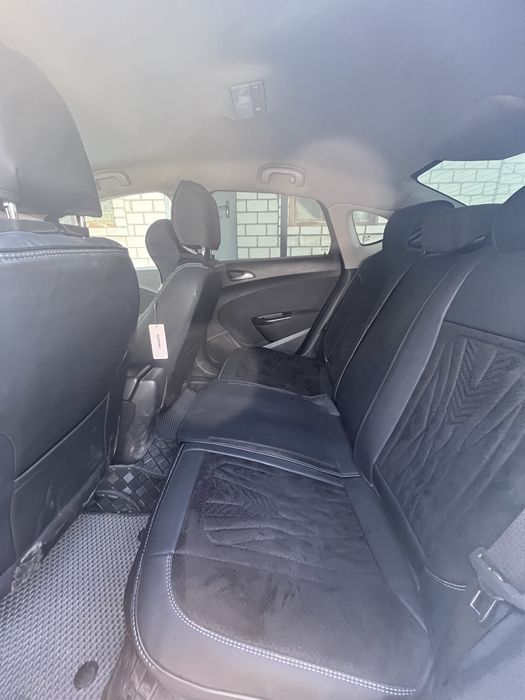 Opel ASTRA J 13 года