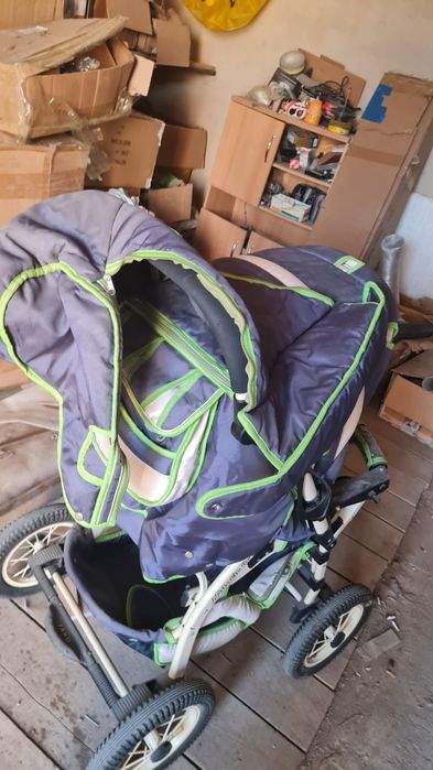 Коляска с 0 до 3 лет в подарок 2 коляска