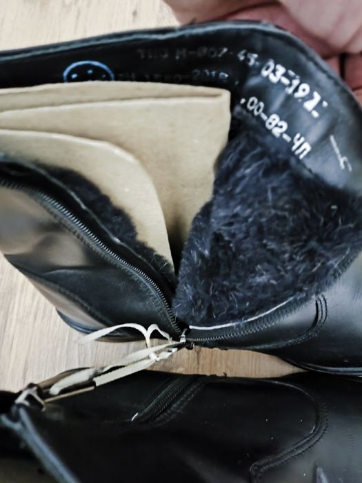 Продам зимние полусапожки