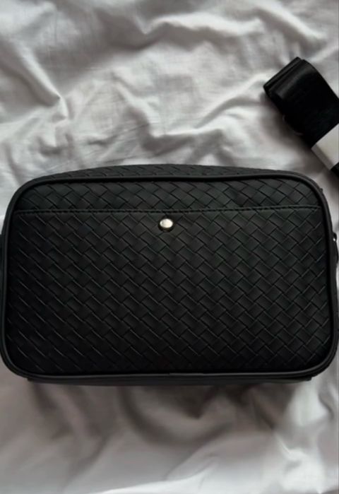 Продается барсетка