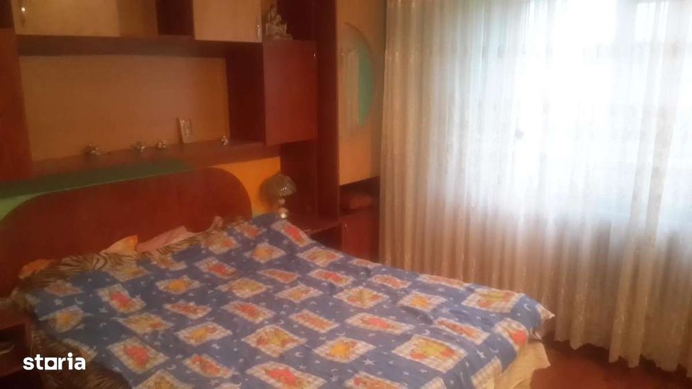 2 decomandate rovine (bacriz)