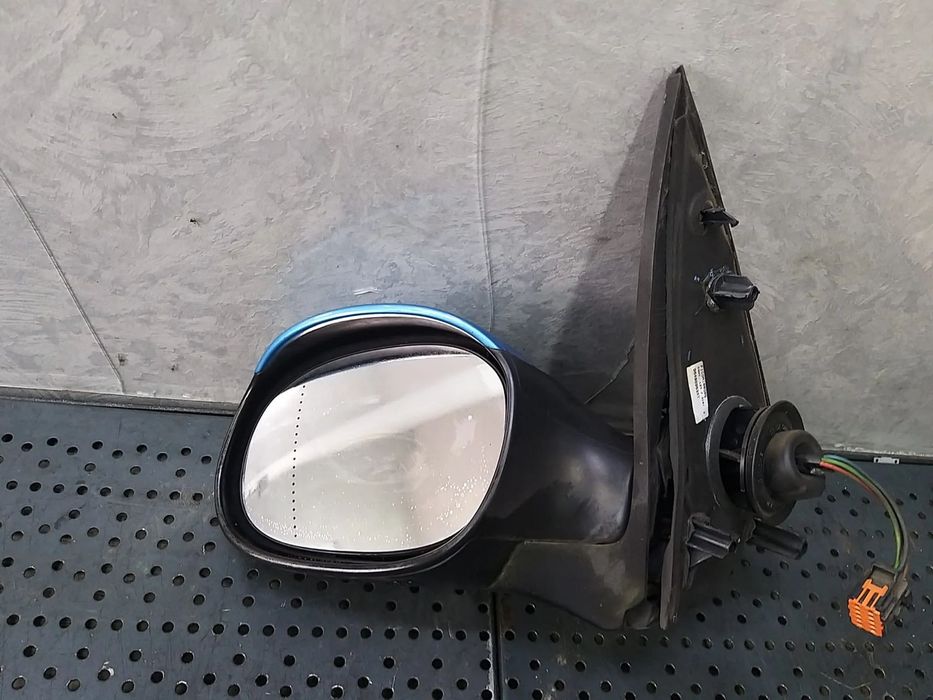 Oglinda electrica stanga peugeot 206 2a c 96480953xt