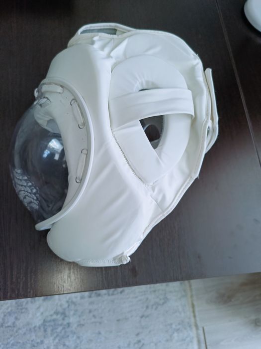 Шлем для кудо, стекло крепкое