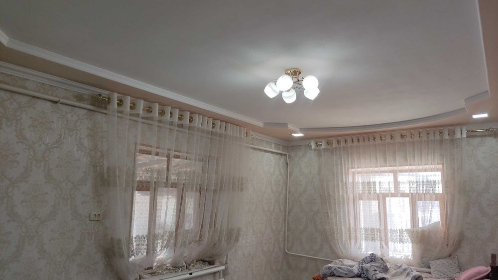 Ховли уй сотилади