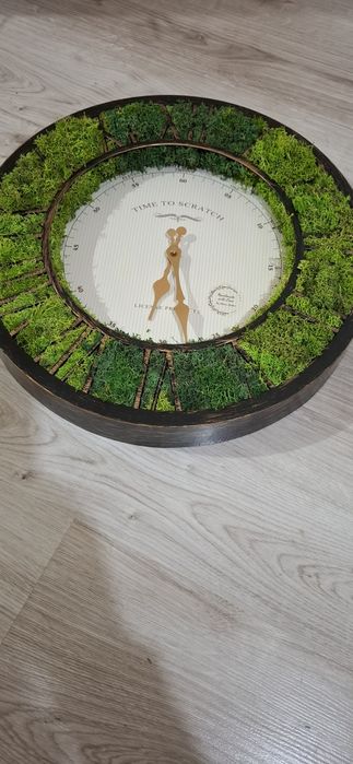 Промо цена! Стенен часовник със скандинавски мъх