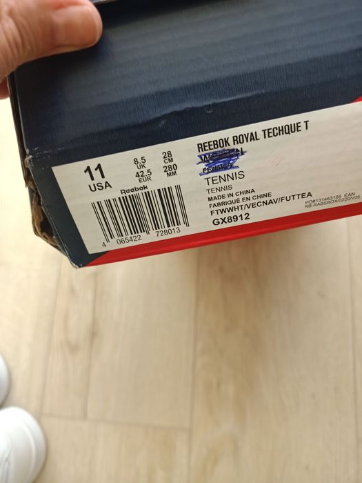 Кроссовки,кеды. Оригинал -15000