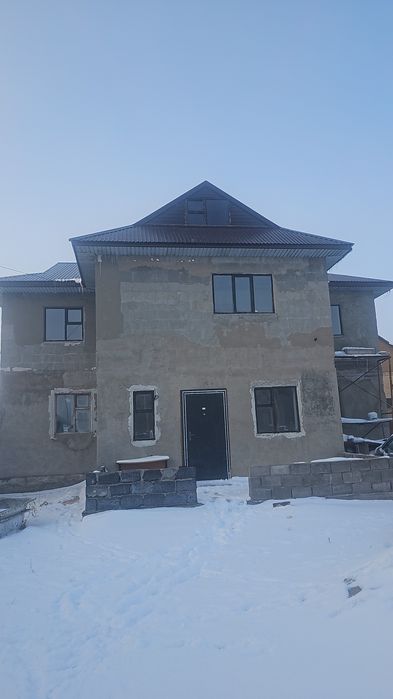 Дом на 8 микрорайоне