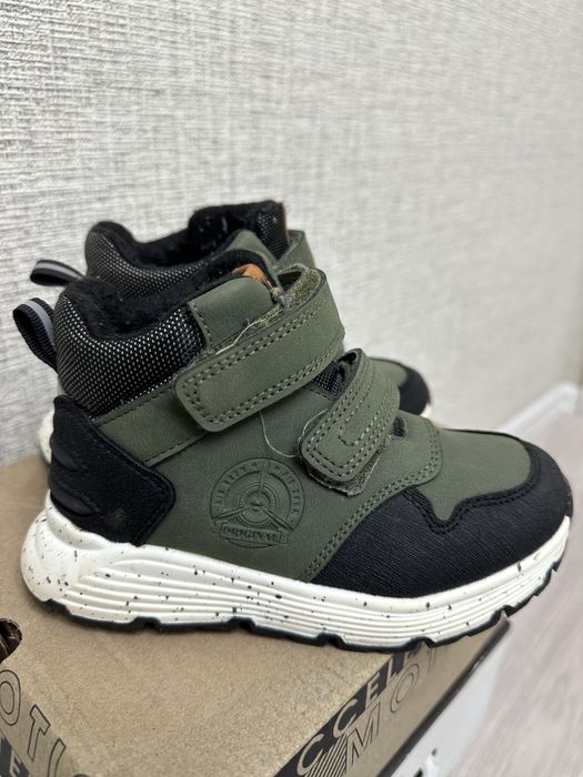 Продам обувь на мальчика