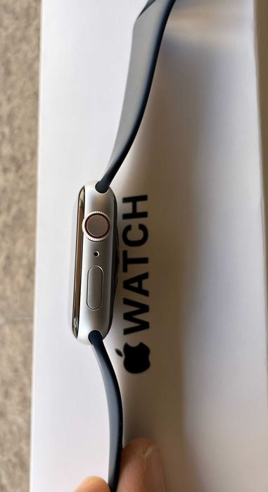 Vand Apple Watch SE 2nd Generation - 44mm