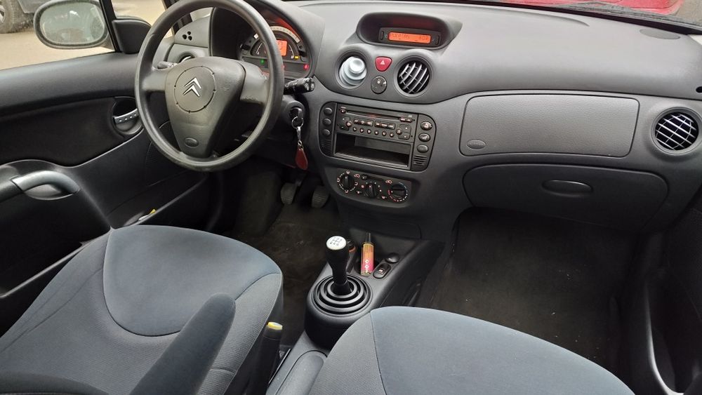 Продавам Citroen c3