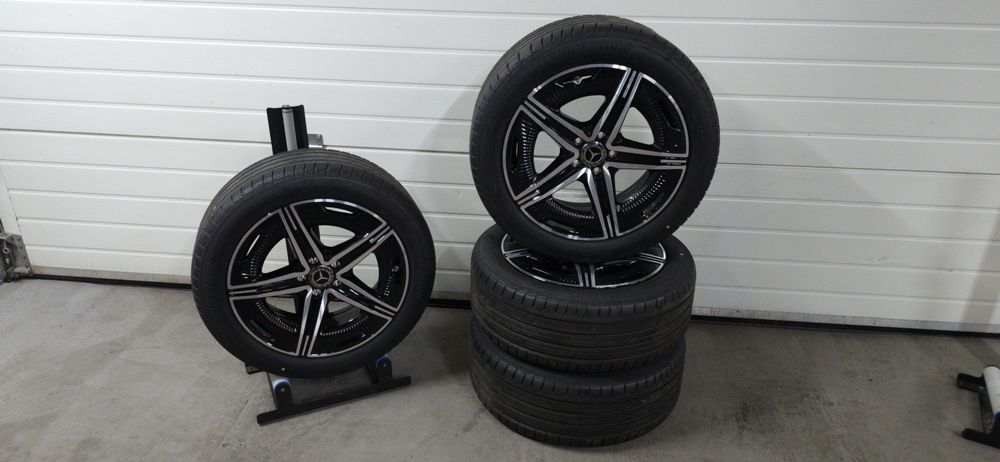 AMG  оригинални джанти  EQE 19"