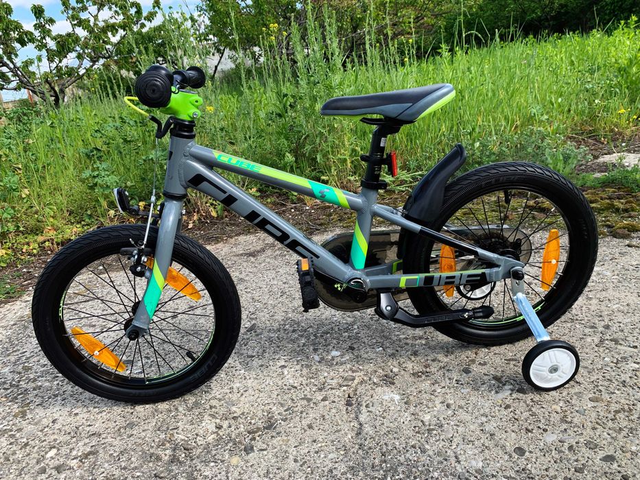 Bicicleta copii CUBE KIDS RACE 160_Cadru Aluminiu_Roti 16 inch_Roti Ajutatoare_Varsta 3-6 ani(94-122 cm)