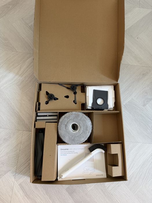 Робот пылесос Dreame X40 ultra complete