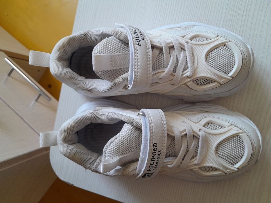 десткие кроссовки 32 размер