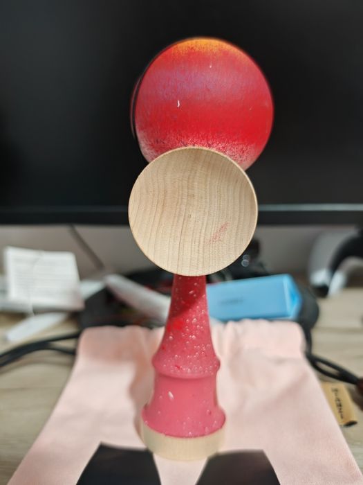 Kendama Mianzi Red & Orange NEBULA