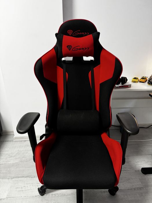 Scaun Gaming Genesis Nitro 770 – Ergonomic, Stare Bună