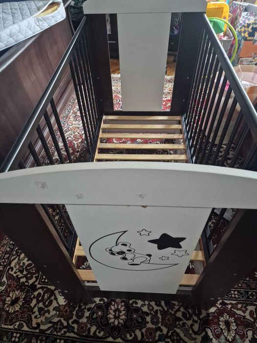 Vând pătuț copii de la 0 la 6 ani!