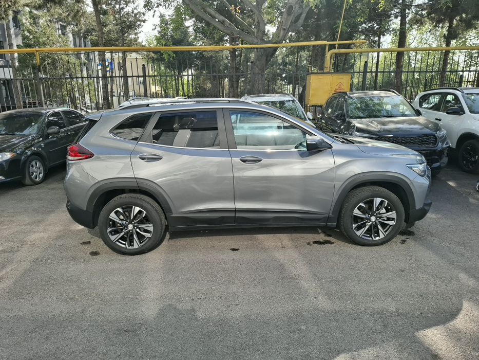 Chevrolet Tracker 2020 — 3