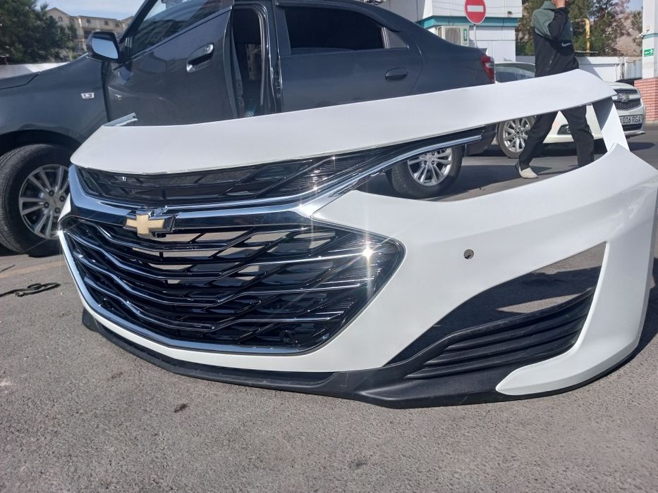 AKSIADA malibu premier bamper v sbore faralari bilan