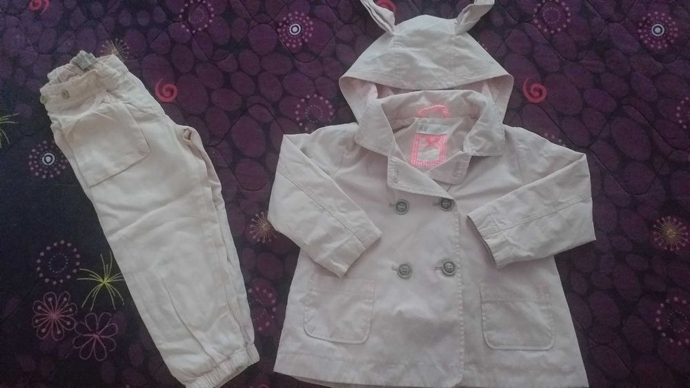 Детски много красиви фирмени дрешки като нови от 25 до 50лв.за брой.