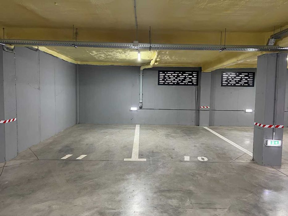 Apartament si Parcare Subterana (Republicii nr. 44 - 7 noiembrie)