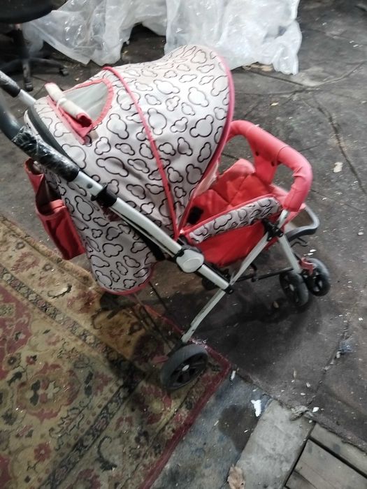 Коляска детская в отличном состоянии