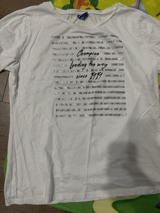 Оригинални женски тениски The north face,Guess,Hilfiger,fila и други