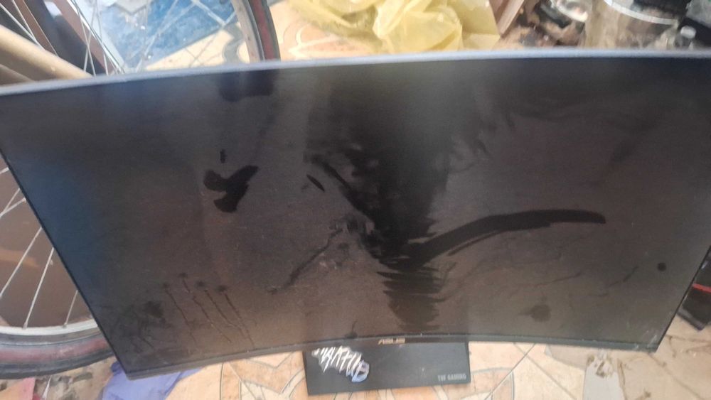 Vind monitor cazut