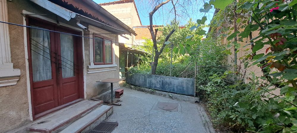 Vand casa 3 cam Str.Carpati