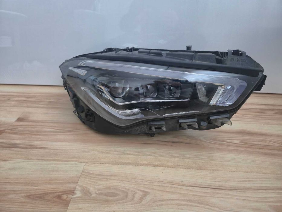 Far Dreapta Mercedes CLA W118 Multibeam An 2019 - 2024 cod A1189067001