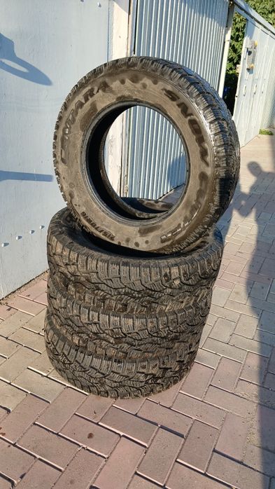 Зимный резинвый балон 16R 215/70