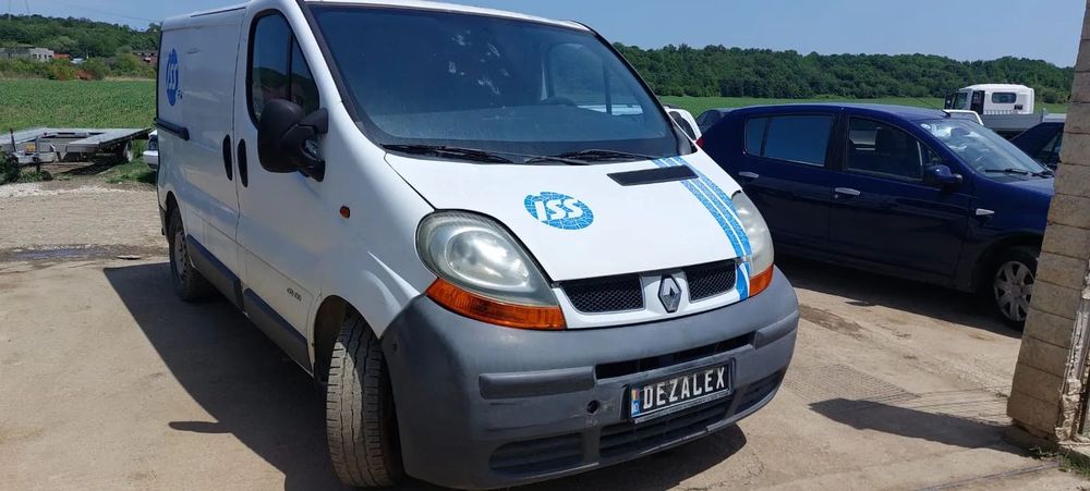 Dezmembrari Renault Trafic 1.9 dci 82 CP