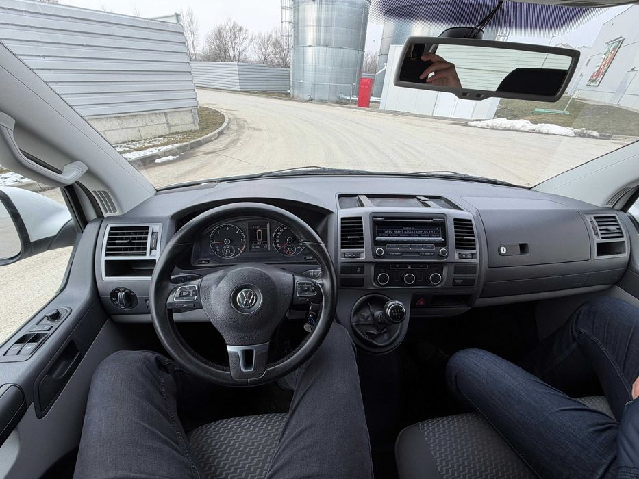 Volkswagen Transporter 5 2.0 TDI 102 CP 2012