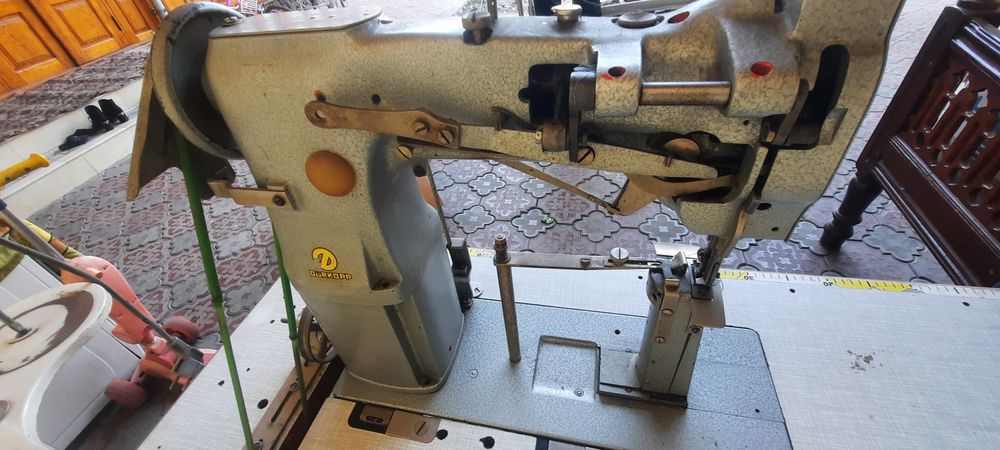 Tikuv mashinalar sotiladi