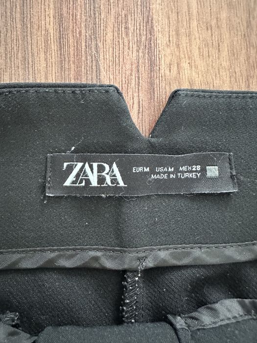 Елегантен панталон Zara