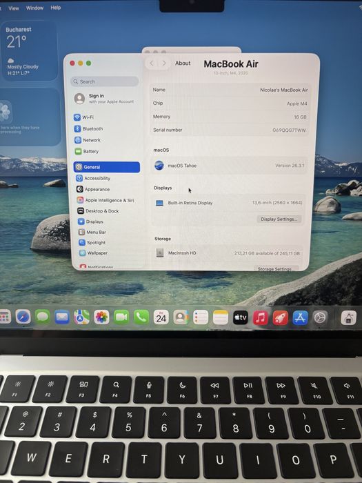 MacBook Air 13” M4 16GB RAM / 256GB SSD, nou, garantie 1 an, Sky Blue
