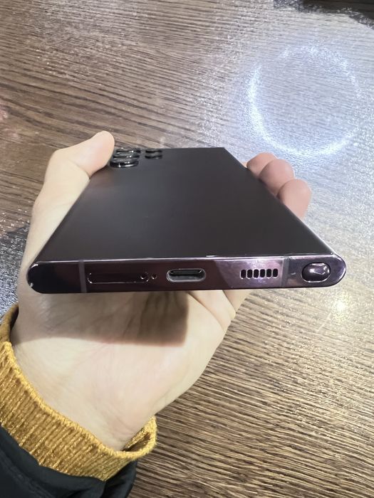 Samsung S22 ultra 12/256 Holati ideal