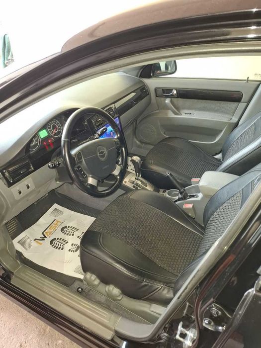 Gentra qora 2023 yil 180 mln kelishamiz