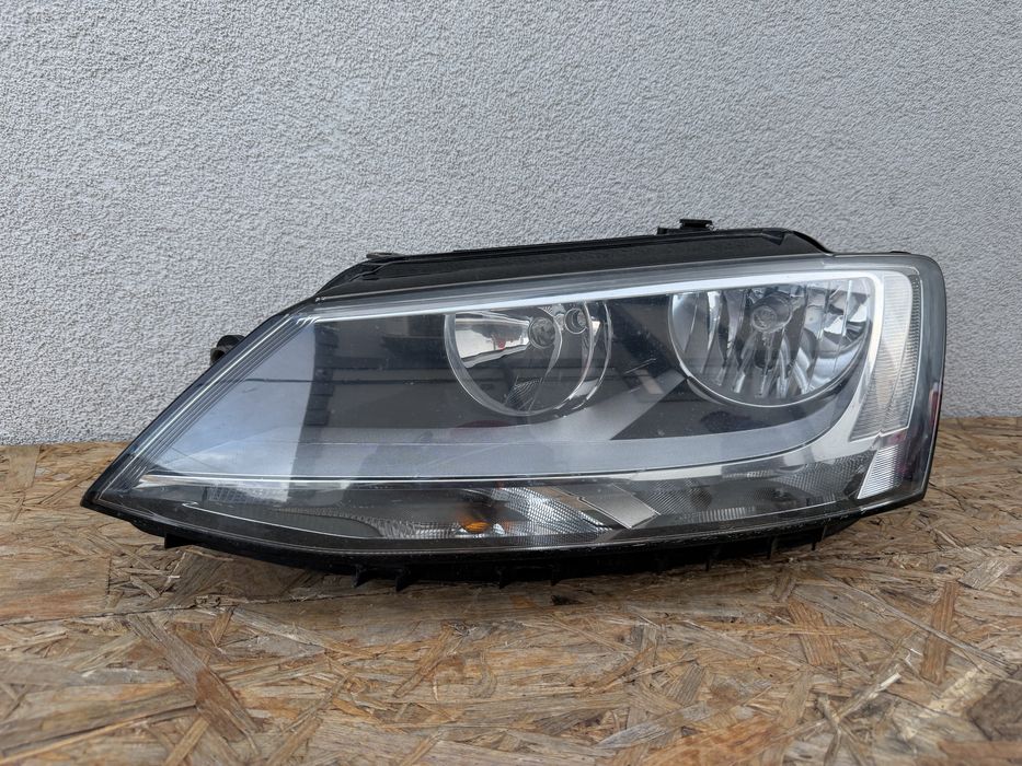 Far stanga VW Jetta 5C Halogen Original Europa