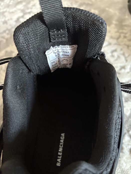 balenciaga track