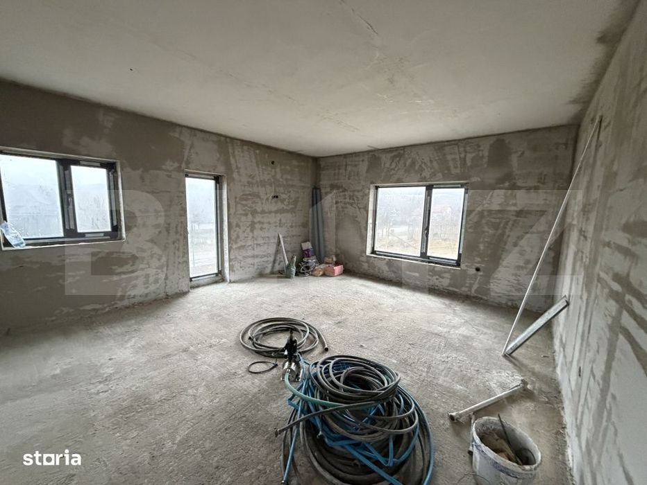 Apartament 3 camere, 74 mp, decomandat in zona Morii