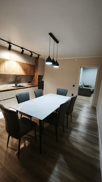 дом на старом аэропорту