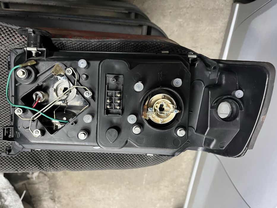 Фары Mersedes w 124